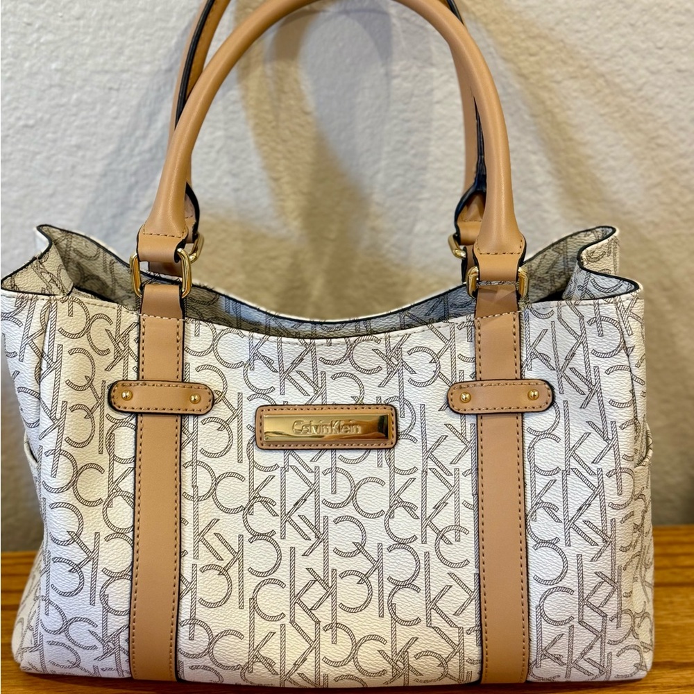 Calvin Klein Tan and White Satchel Bag